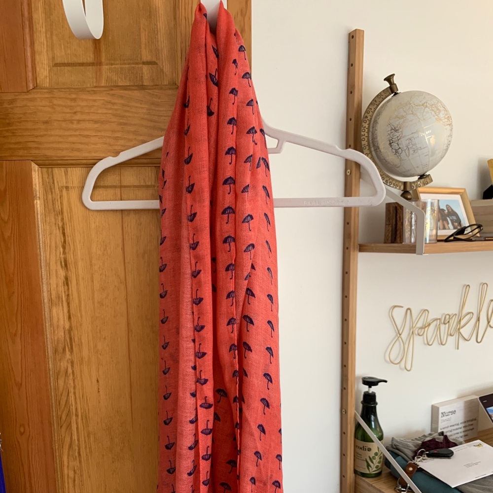 Umbrella printed scarf